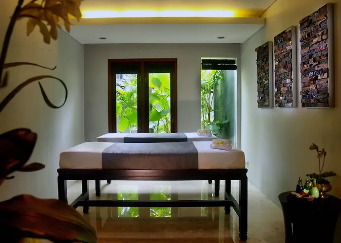 Royal Kamuela & At Monkey Forest - Adult Only 5*
